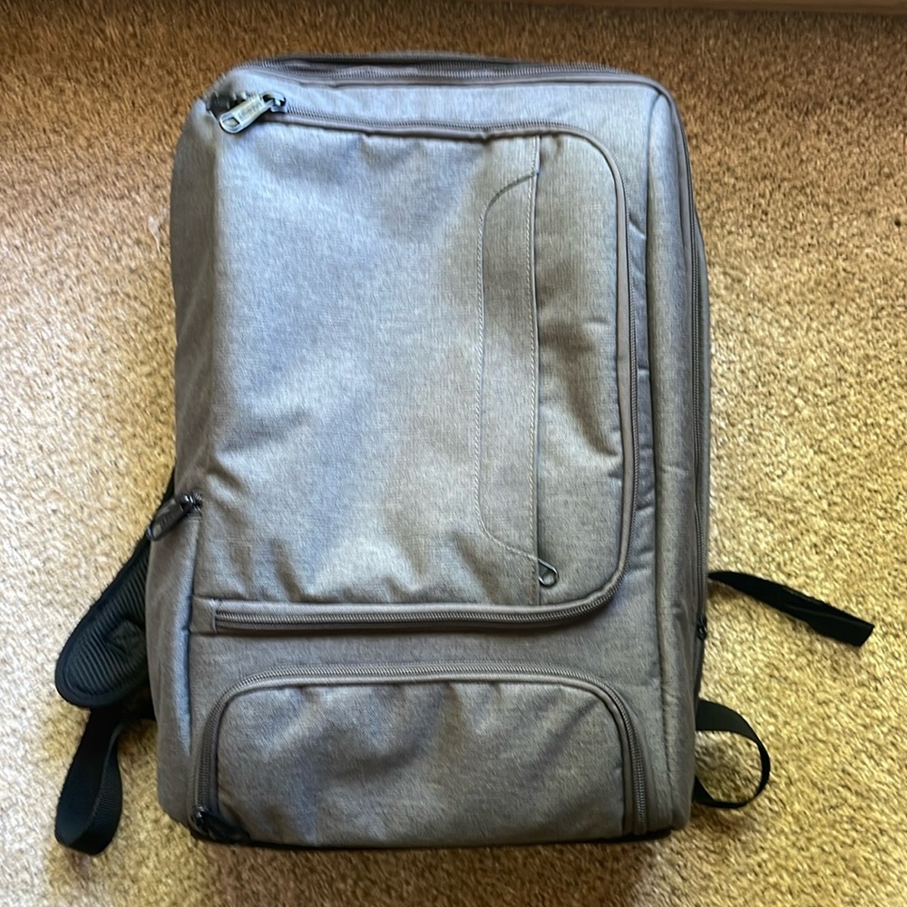Ebags professional slim laptop bag